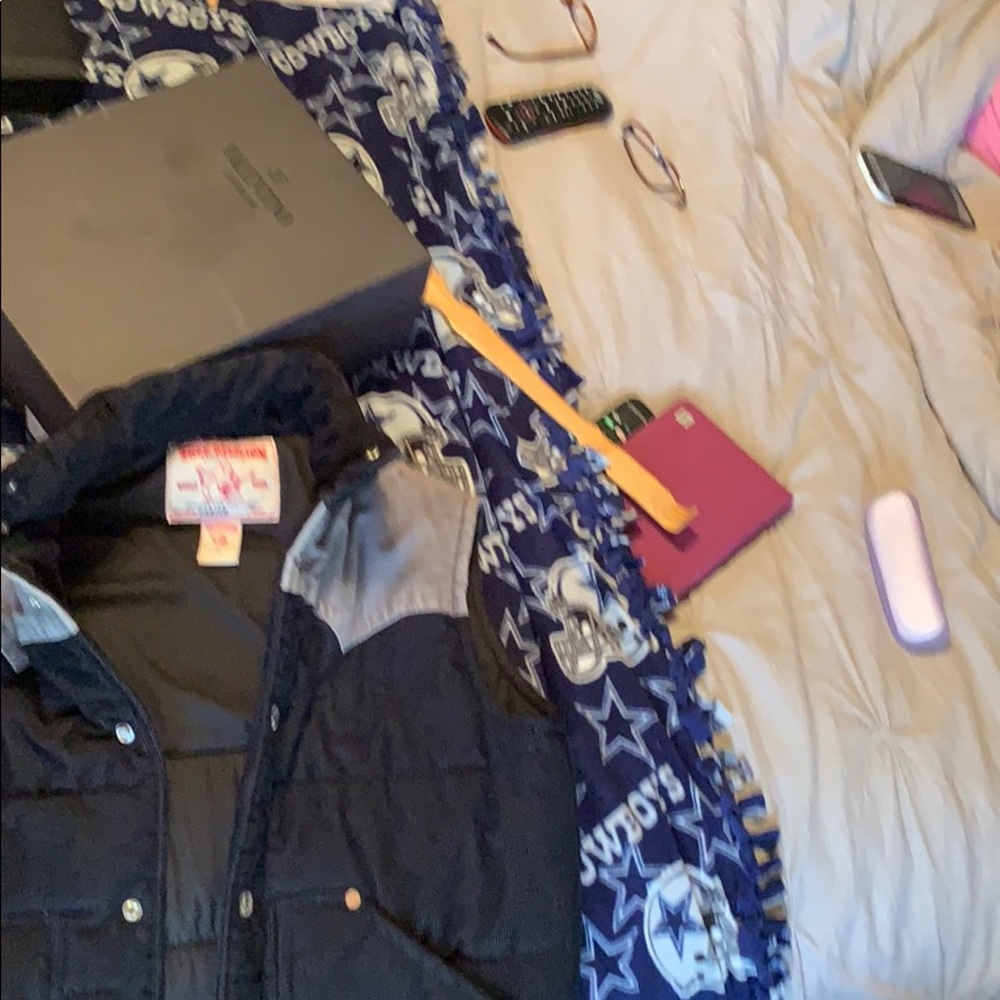 True religion - Picture 2 of 3